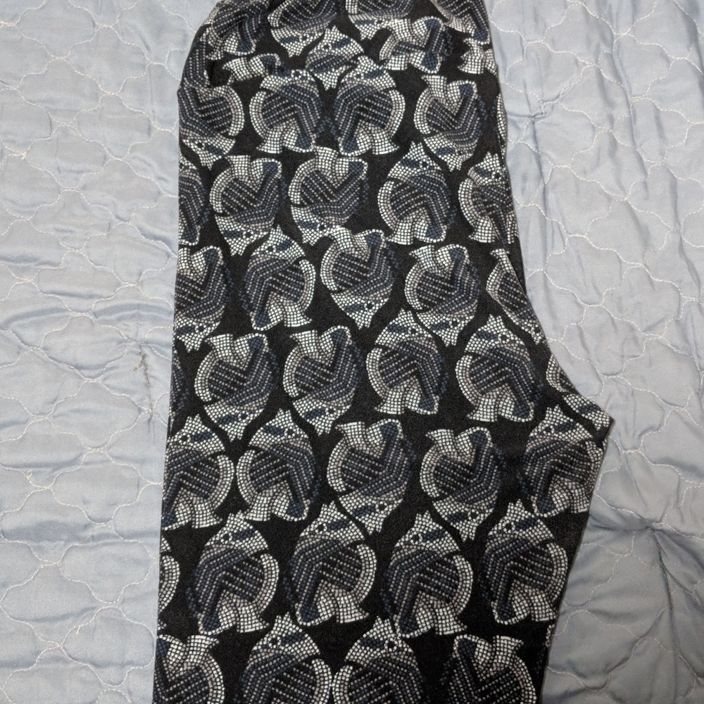 Lularoe Tropical Fish Leggings